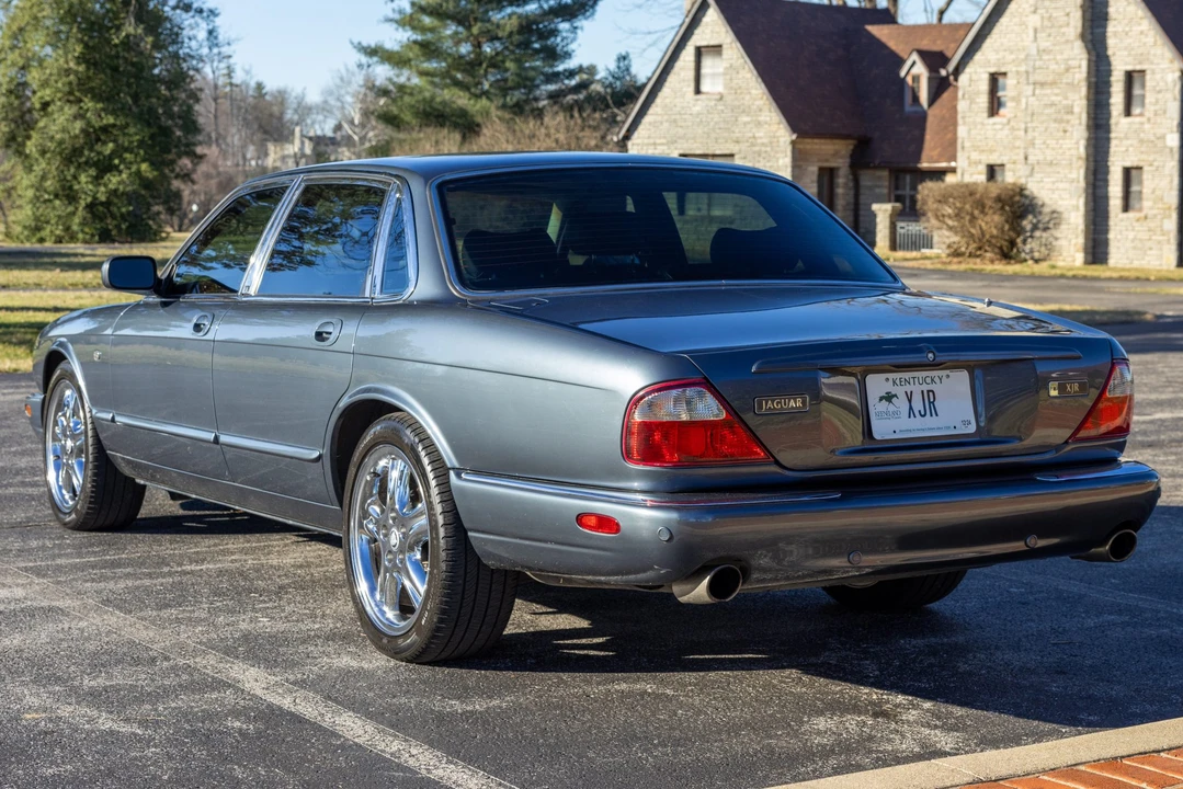 2001 Jaguar X308 XJR - Image 7 of 31