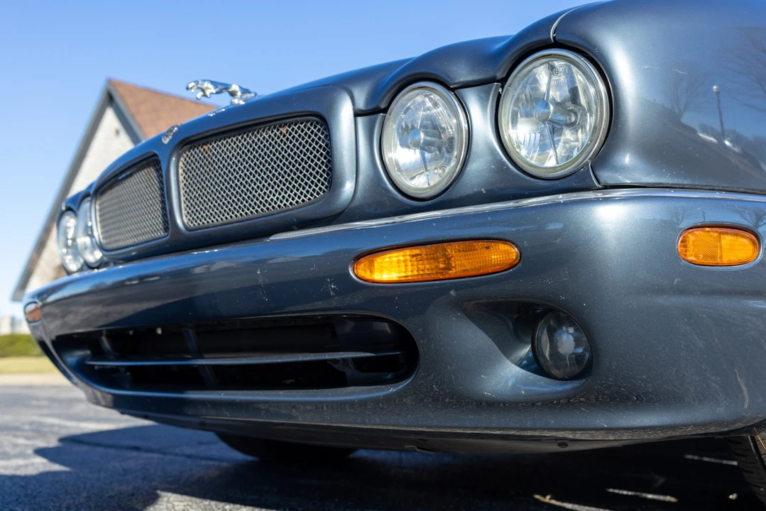 2001 Jaguar X308 XJR - Image 18 of 31