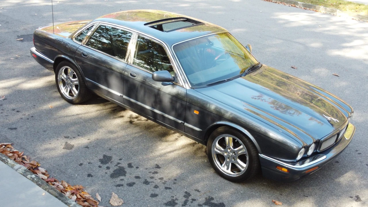 2001 Jaguar X308 XJR - Image 30 of 31