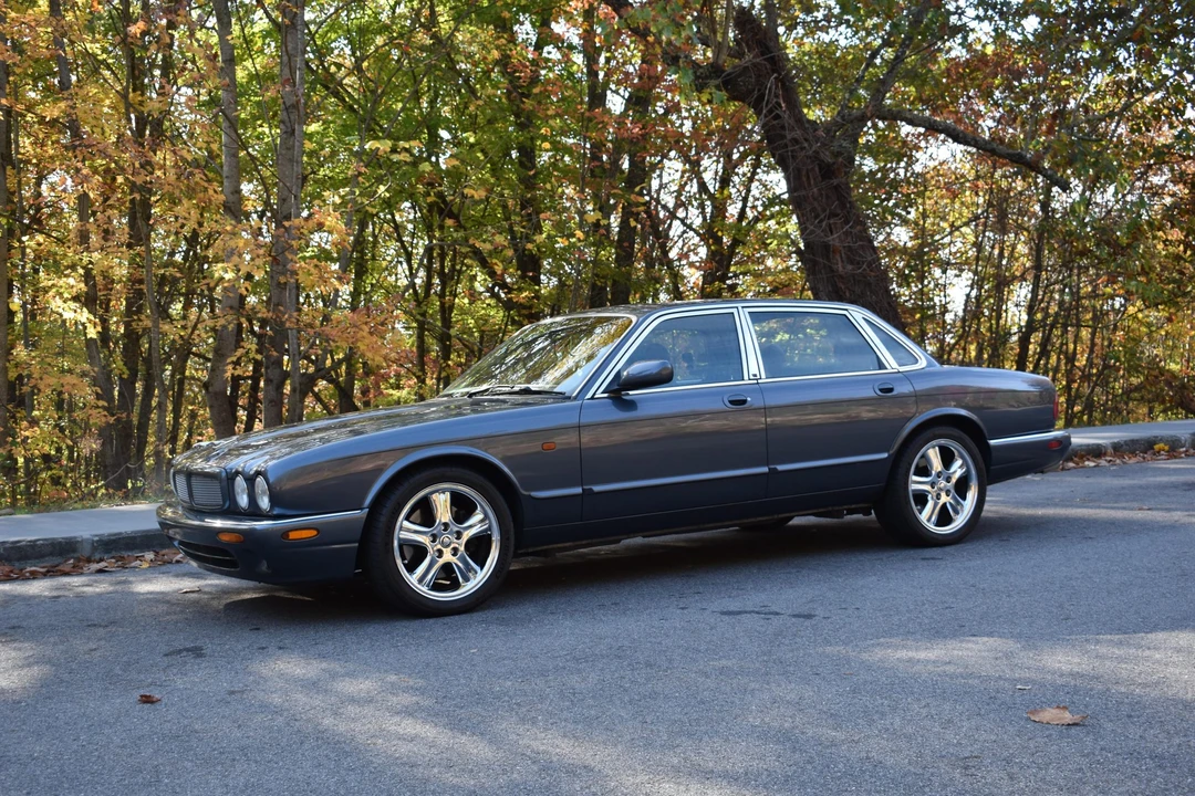 2001 Jaguar X308 XJR - Image 22 of 31
