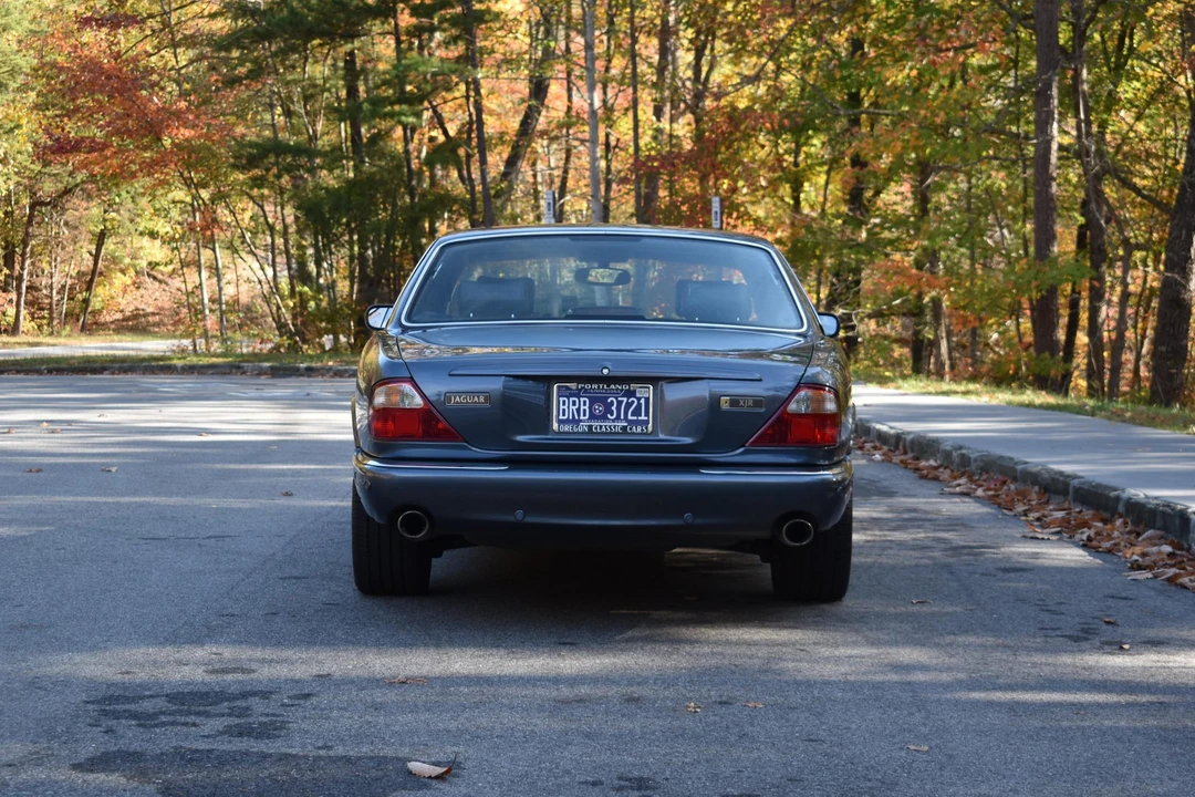 2001 Jaguar X308 XJR - Image 12 of 31