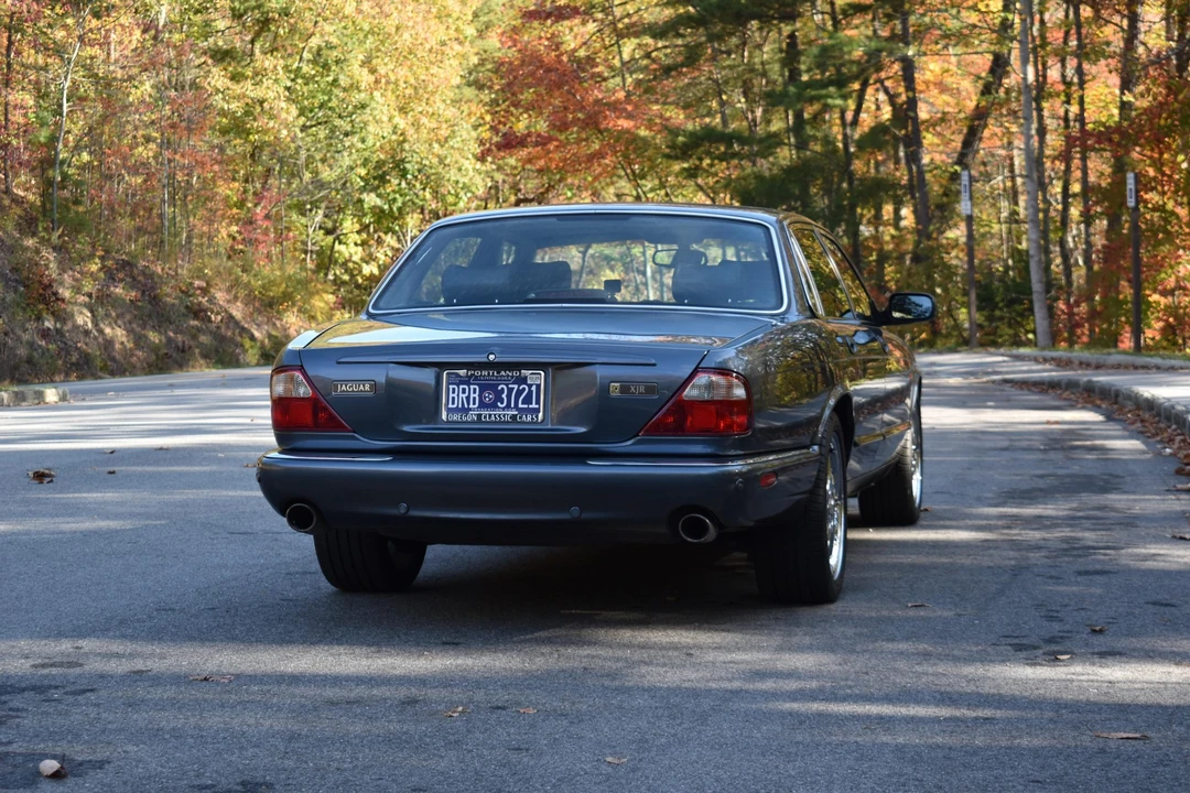 2001 Jaguar X308 XJR - Image 11 of 31