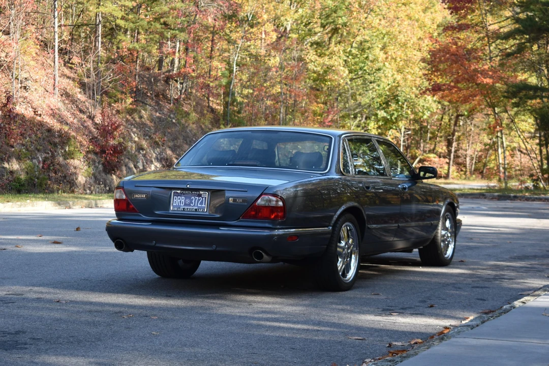 2001 Jaguar X308 XJR - Image 10 of 31