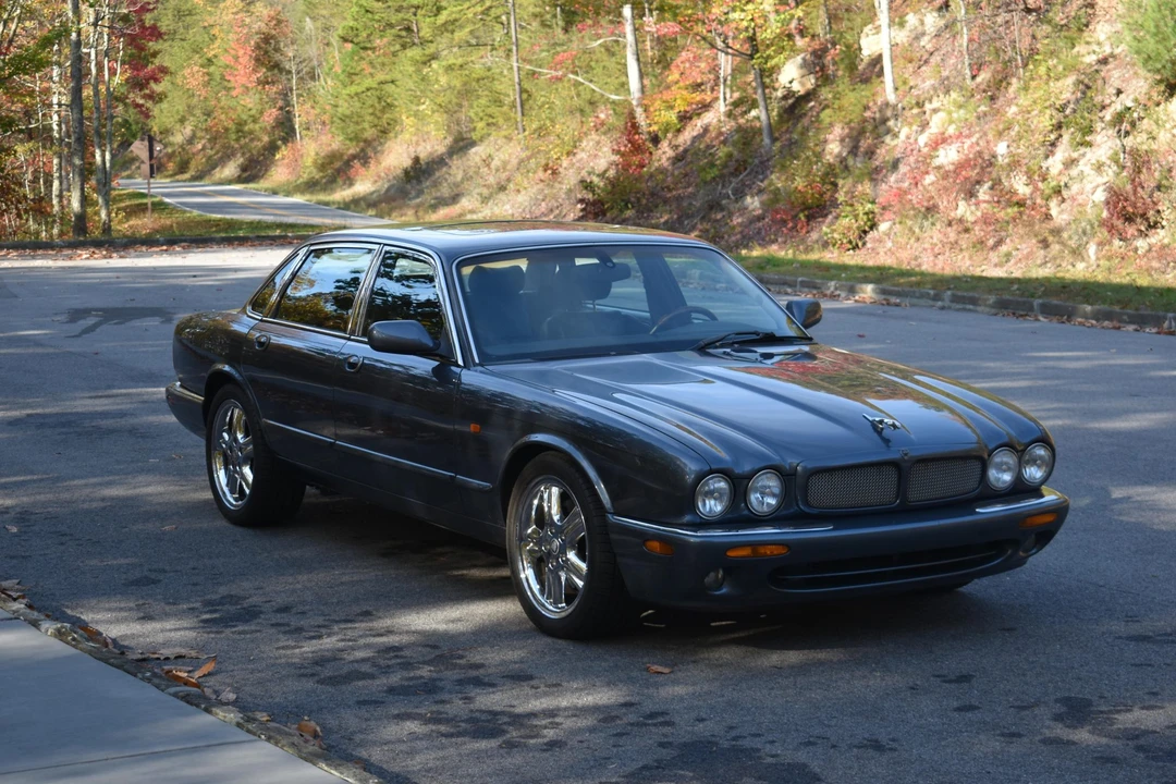 2001 Jaguar X308 XJR - Image 7 of 31