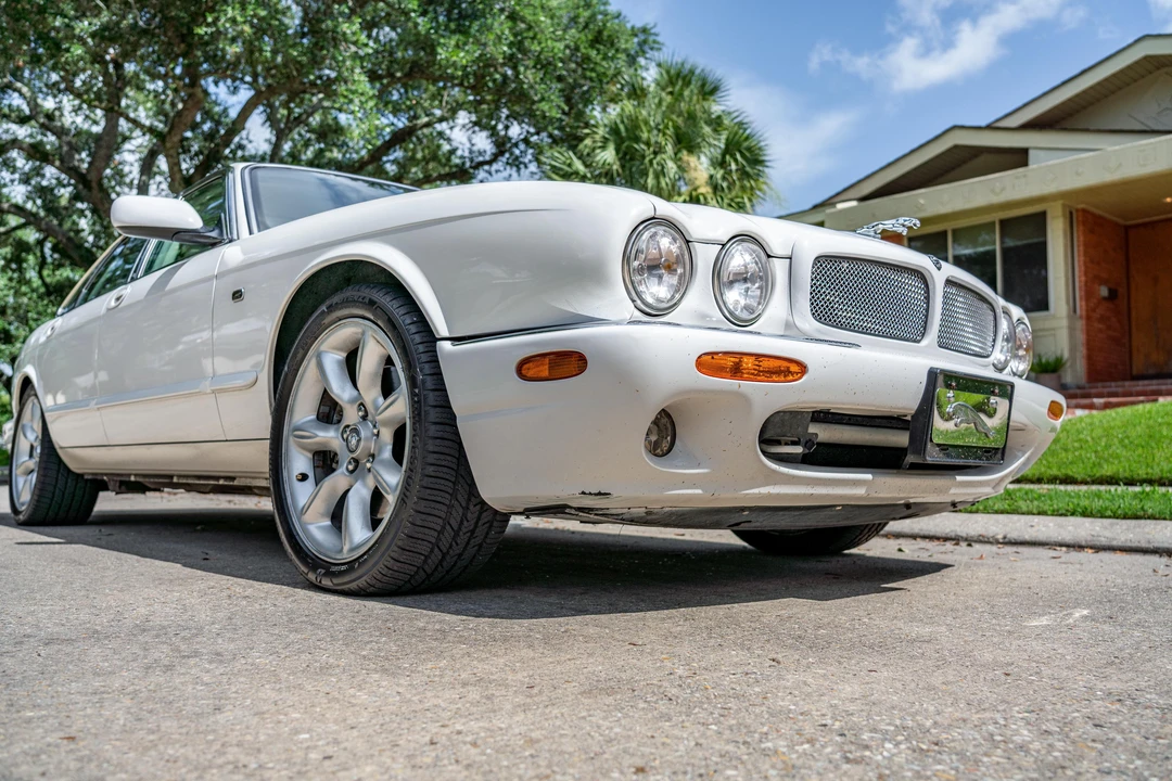 2001 Jaguar X308 XJR - Image 13 of 31