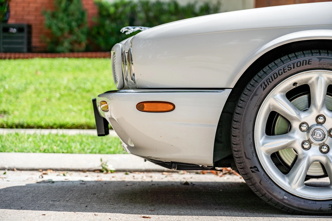 2001 Jaguar X308 XJR - Image 15 of 31