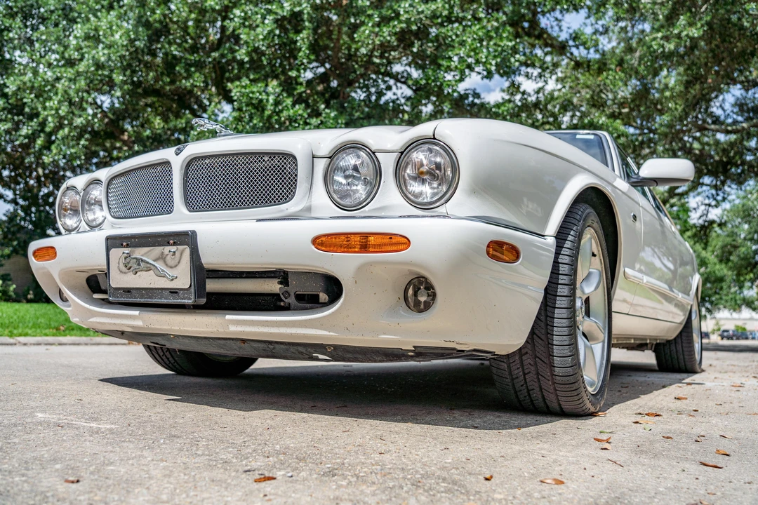 2001 Jaguar X308 XJR - Image 7 of 31