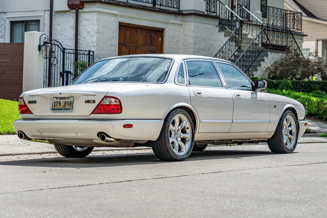 2001 Jaguar X308 XJR - Image 11 of 31
