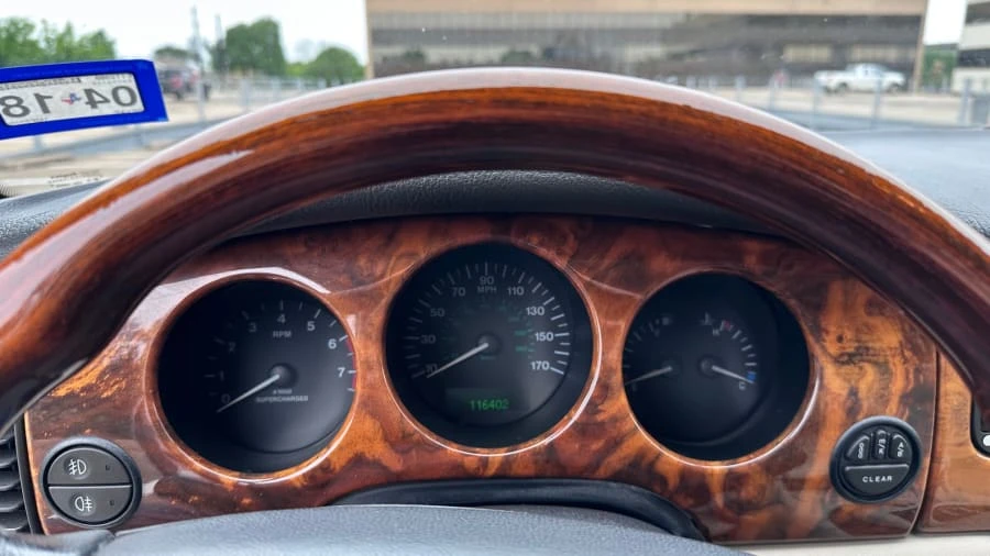 2001 Jaguar X308 XJR - Image 6 of 10