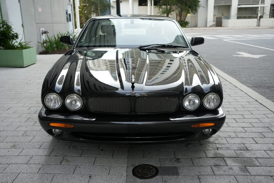2001 Jaguar X308 XJR - Image 19 of 31