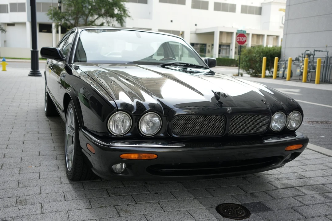 2001 Jaguar X308 XJR - Image 23 of 31