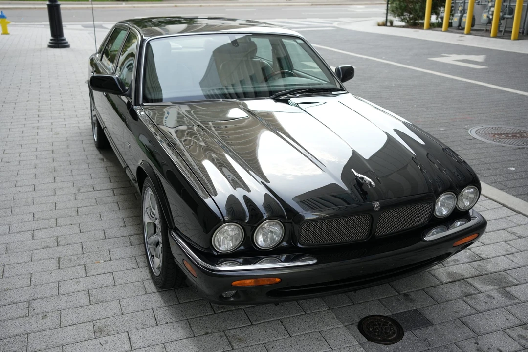 2001 Jaguar X308 XJR - Image 24 of 31