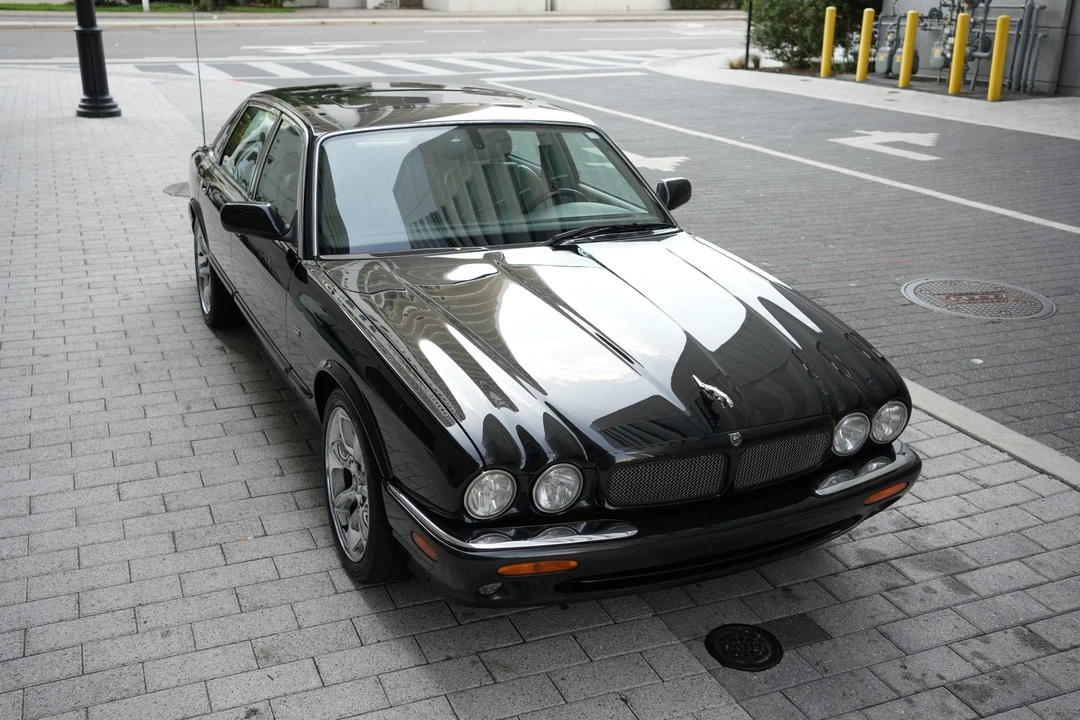 2001 Jaguar X308 XJR - Image 25 of 31