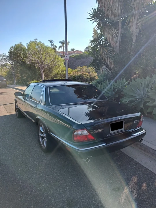 2001 Jaguar X308 XJR - Image 4 of 11