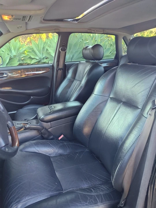 2001 Jaguar X308 XJR - Image 6 of 11