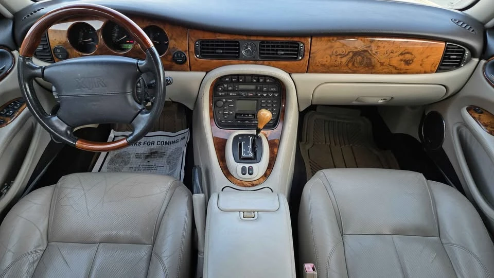 2001 Jaguar X308 XJR - Image 12 of 19