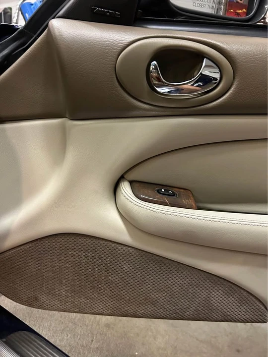 2001 Jaguar X100 XK8 - Image 10 of 16