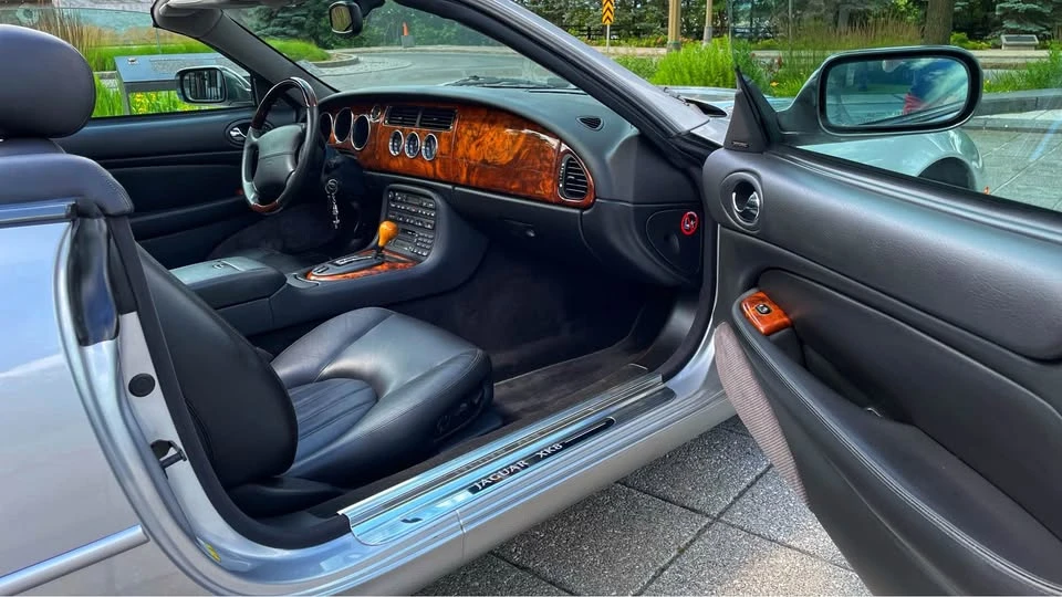 2001 Jaguar X100 XK8 - Image 7 of 14