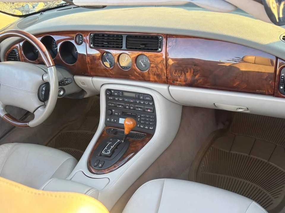 2001 Jaguar XK - Image 5 of 13