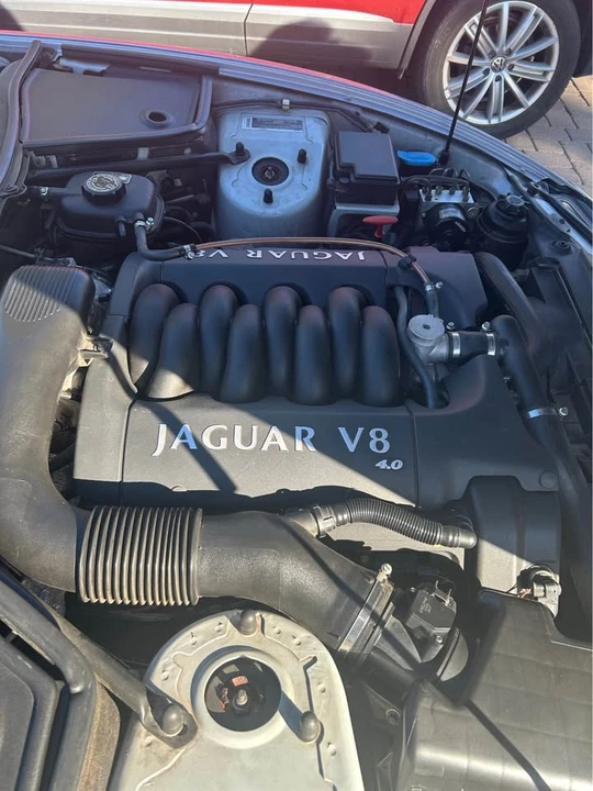 2001 Jaguar X100 XK8 - Image 3 of 7