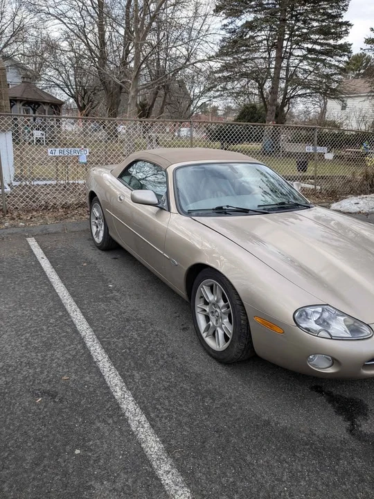 2001 Jaguar X100 XK8 - Image 3 of 7