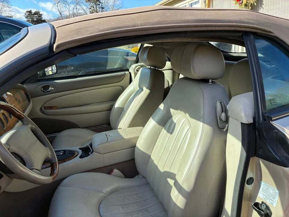 2001 Jaguar X100 XK8 - Image 3 of 6