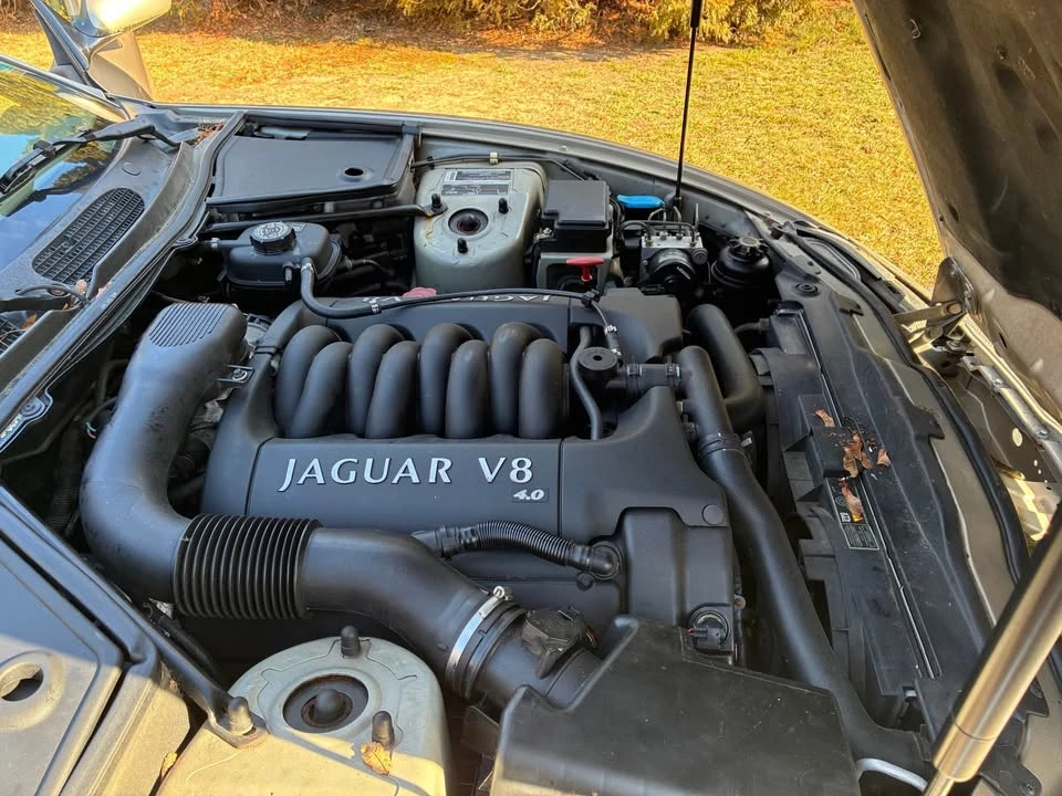 2001 Jaguar X100 XK8 - Image 6 of 6