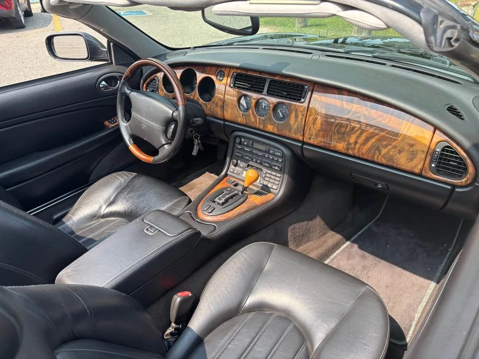 2001 Jaguar X100 XK8 - Image 11 of 14