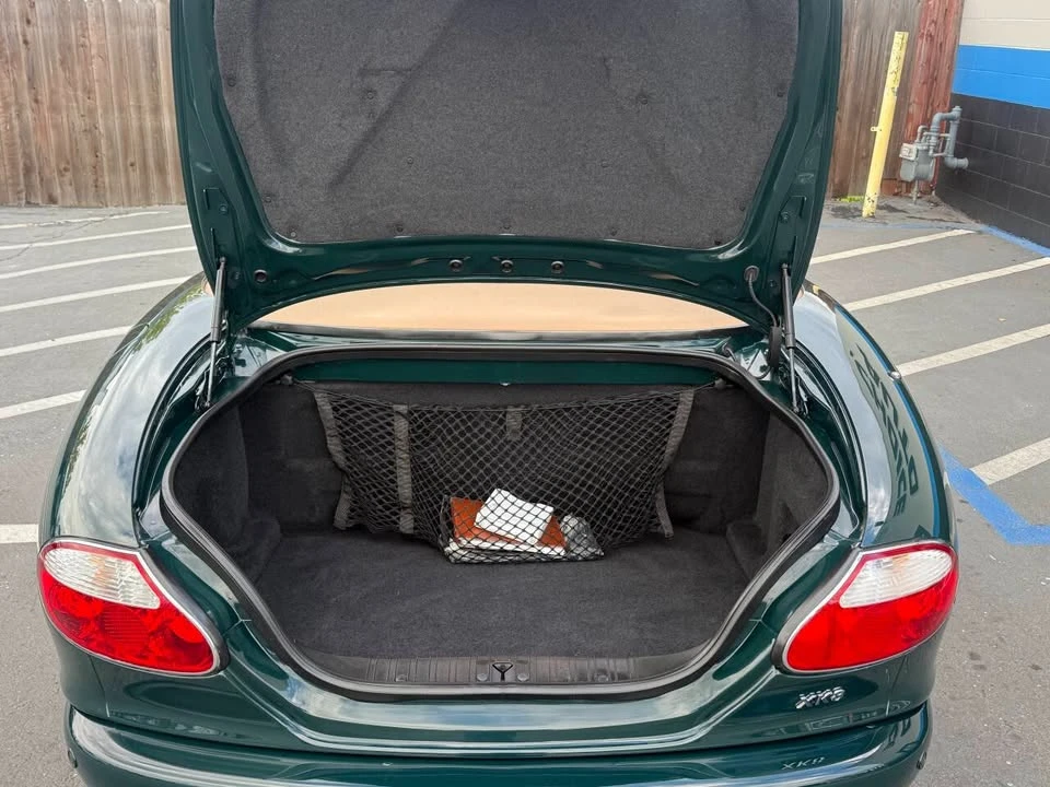 2001 Jaguar XK - Image 11 of 20