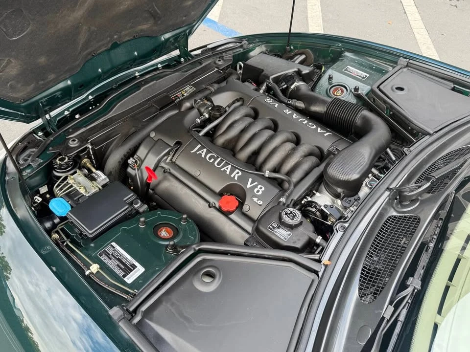 2001 Jaguar X100 XK8 - Image 16 of 20