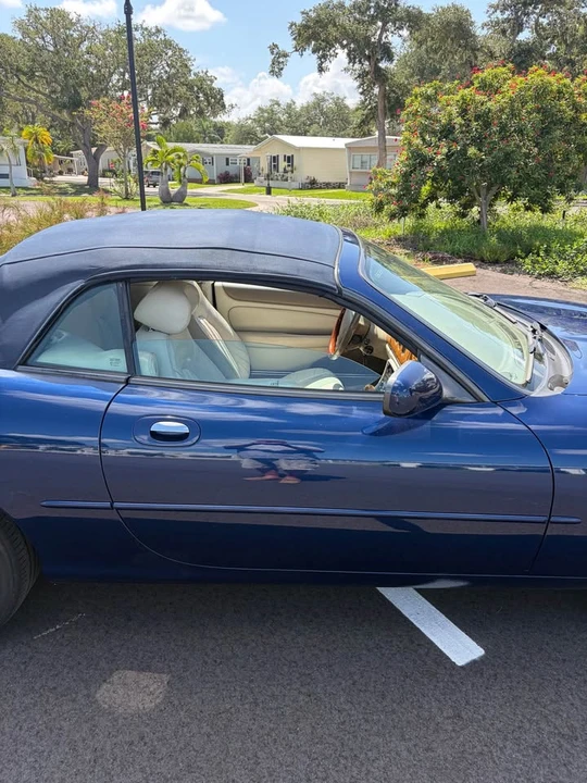 2001 Jaguar X100 XK8 - Image 3 of 9