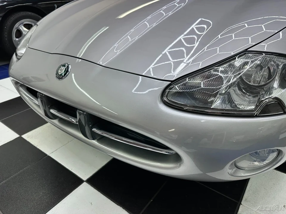 2001 Jaguar X100 XK8 - Image 6 of 21