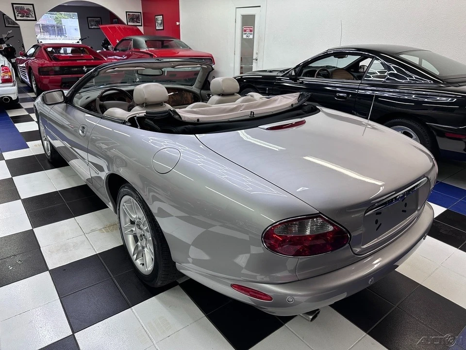 2001 Jaguar X100 XK8 - Image 18 of 21