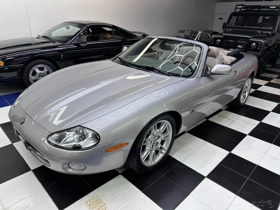 2001 Jaguar X100 XK8 - Image 8 of 21