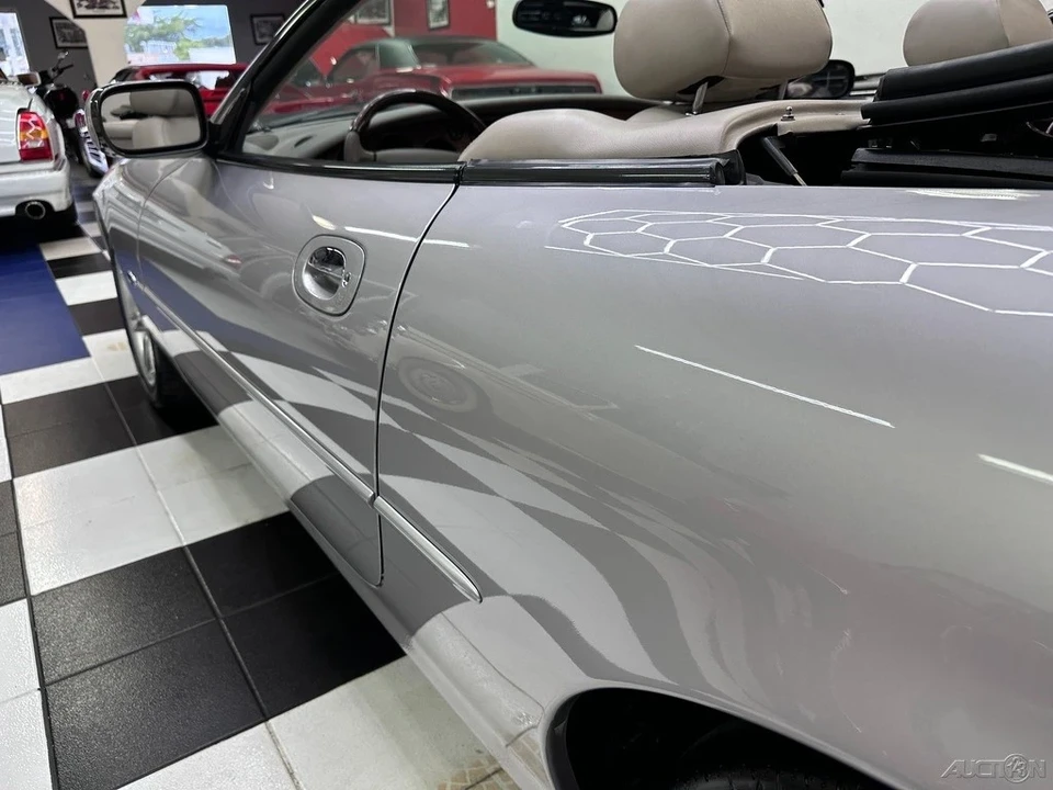 2001 Jaguar X100 XK8 - Image 16 of 21