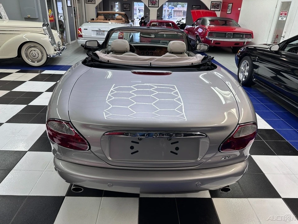 2001 Jaguar X100 XK8 - Image 19 of 21