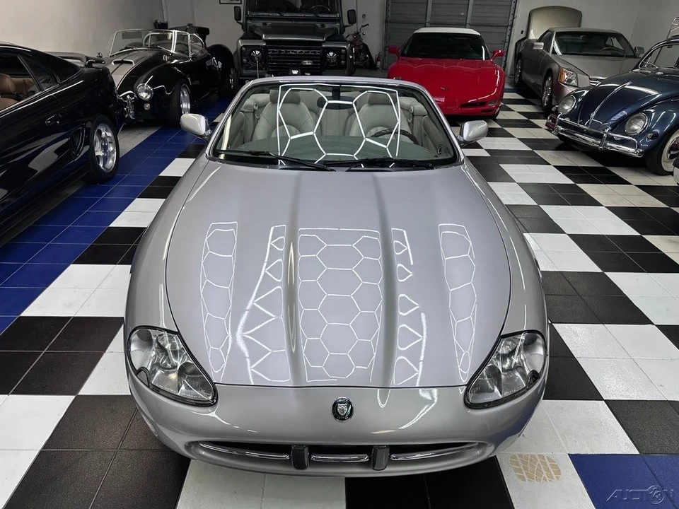 2001 Jaguar X100 XK8 - Image 5 of 21
