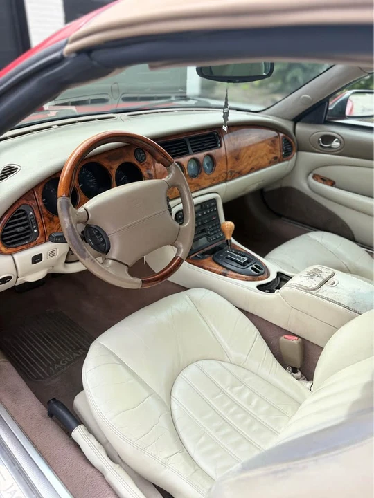 2001 Jaguar X100 XK8 - Image 8 of 13