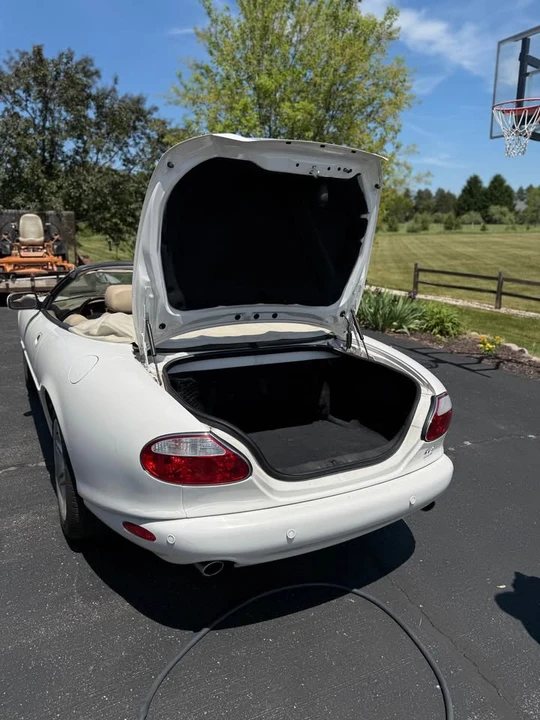 2001 Jaguar X100 XK8 - Image 6 of 6