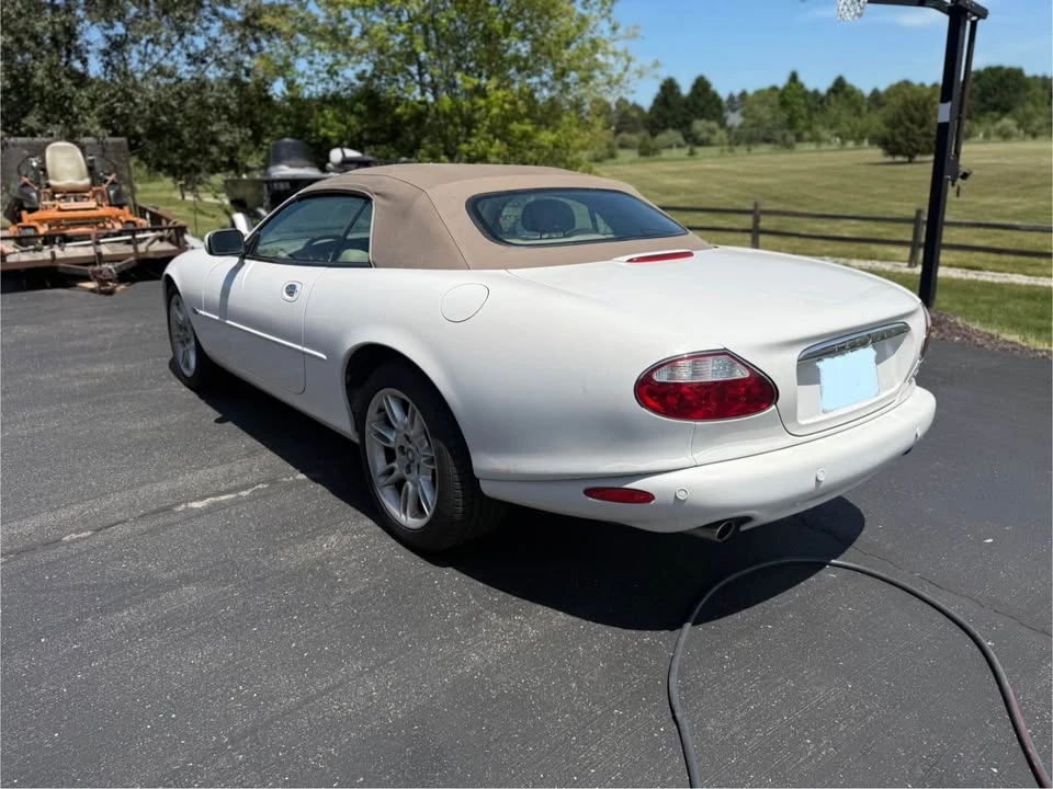 2001 Jaguar X100 XK8 - Image 4 of 6