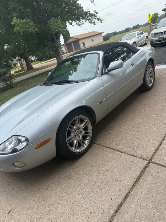 2001 Jaguar X100 XK8 - Image 2 of 8
