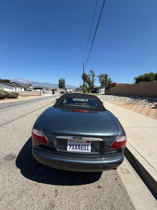 2001 Jaguar X100 XK8 - Image 4 of 8