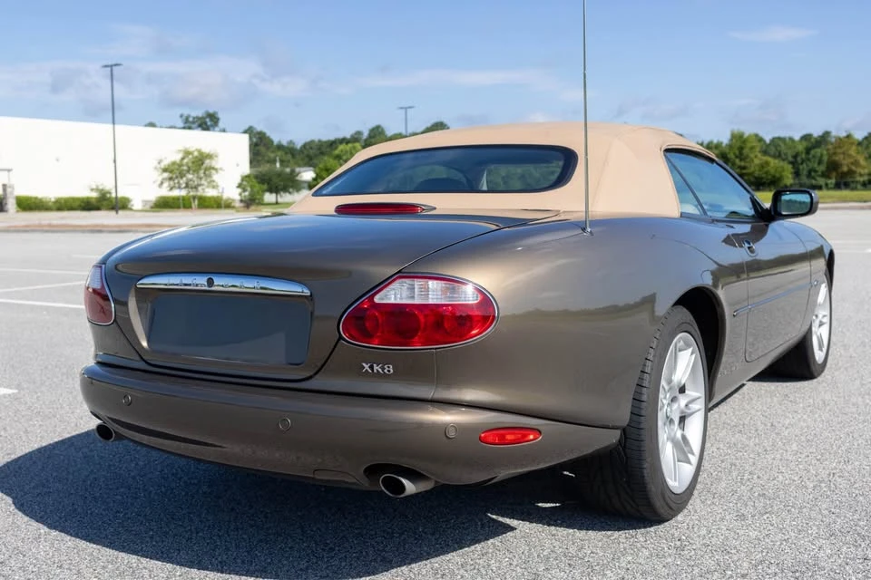 2001 Jaguar X100 XK8 - Image 13 of 19