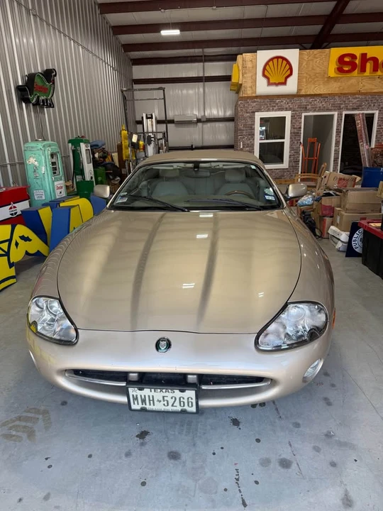 2001 Jaguar X100 XK8 - Image 4 of 14