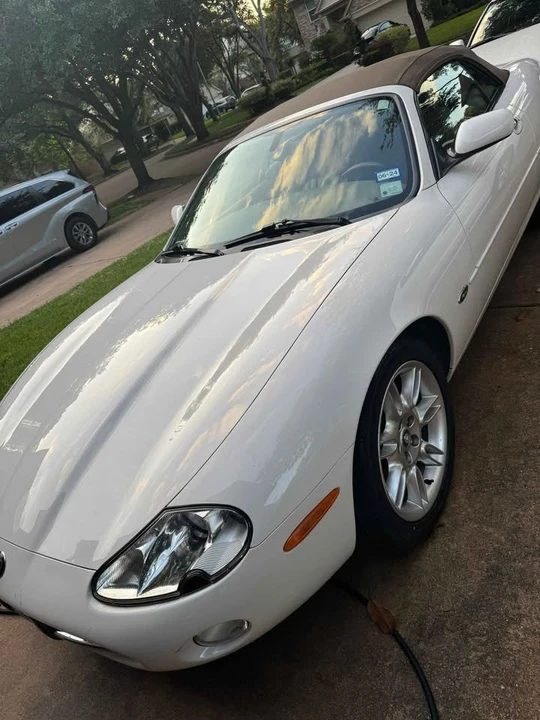 2001 Jaguar X100 XK8 - Image 12 of 20