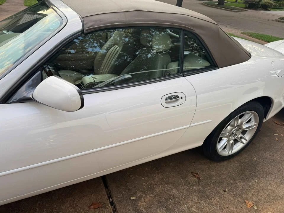 2001 Jaguar X100 XK8 - Image 4 of 20