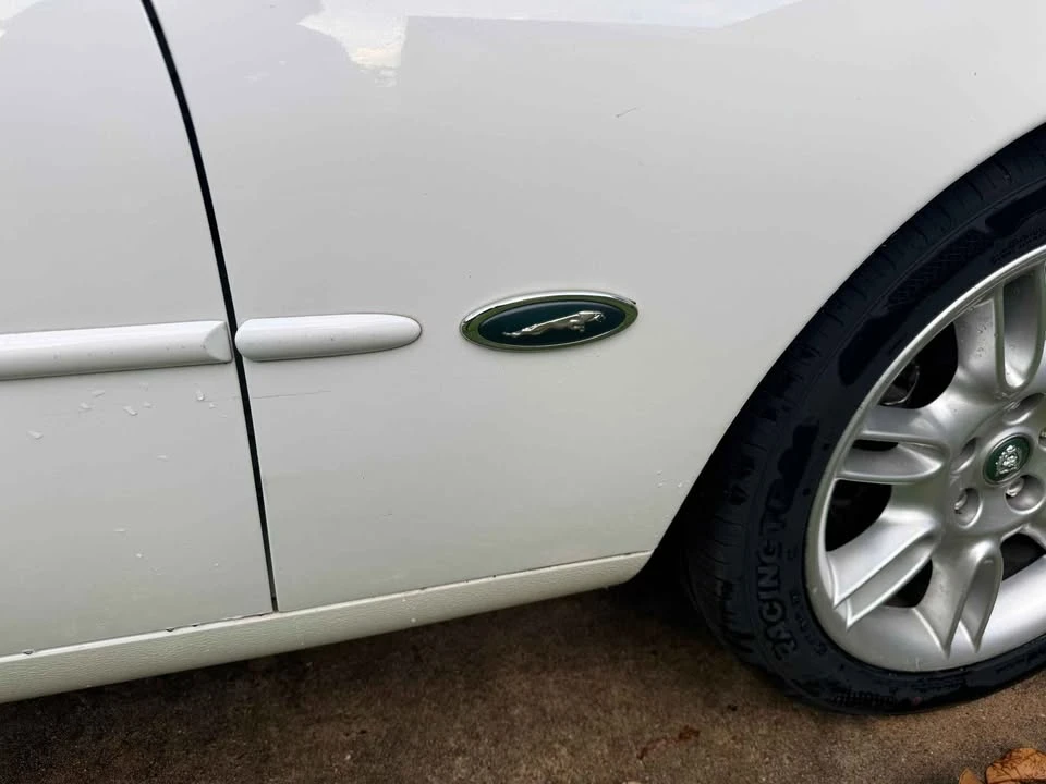 2001 Jaguar X100 XK8 - Image 9 of 20