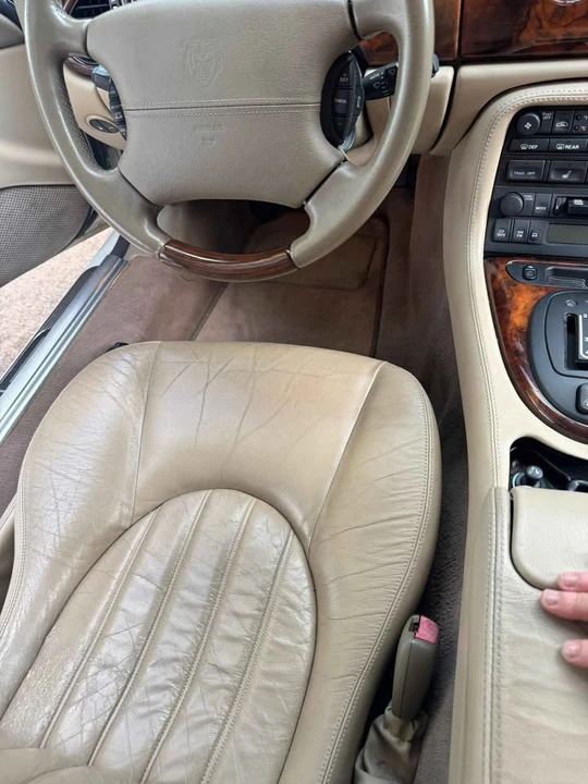 2001 Jaguar X100 XK8 - Image 15 of 20