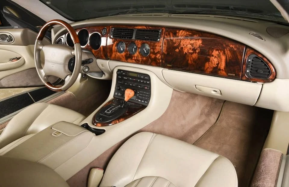 2001 Jaguar X100 XK8 - Image 10 of 13