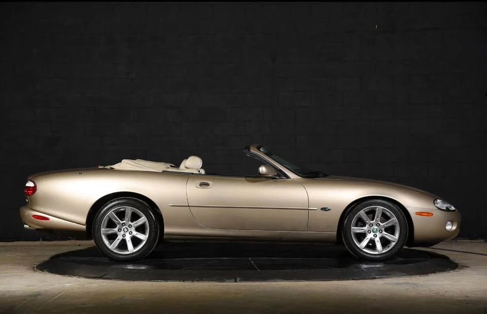 2001 Jaguar X100 XK8 - Image 3 of 13